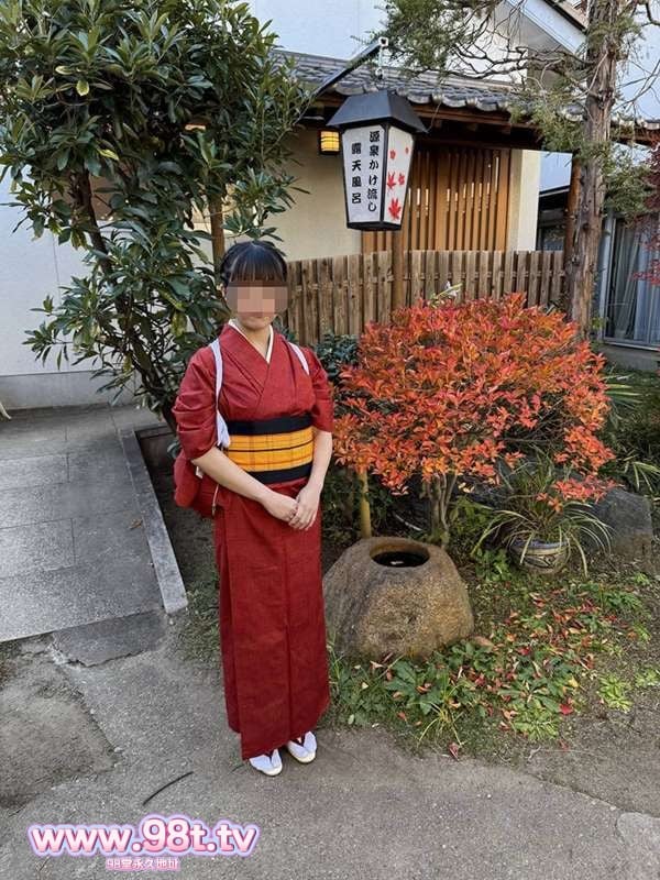 FC2PPV-4744051 - 【続・プレミア個撮】温泉旅館の長女ちゃん２【顔出し・生ハメ中出し解禁】