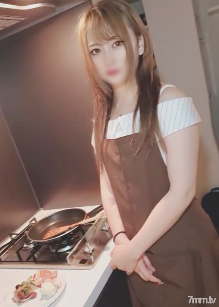 【外貌】经营餐厅的单亲妈妈，商务洽谈回家途中射精…后来被孩子在家藏性。