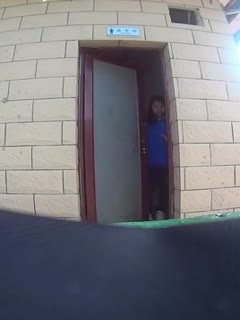 【厕所偷拍】双机位厕拍 看起来都很开心